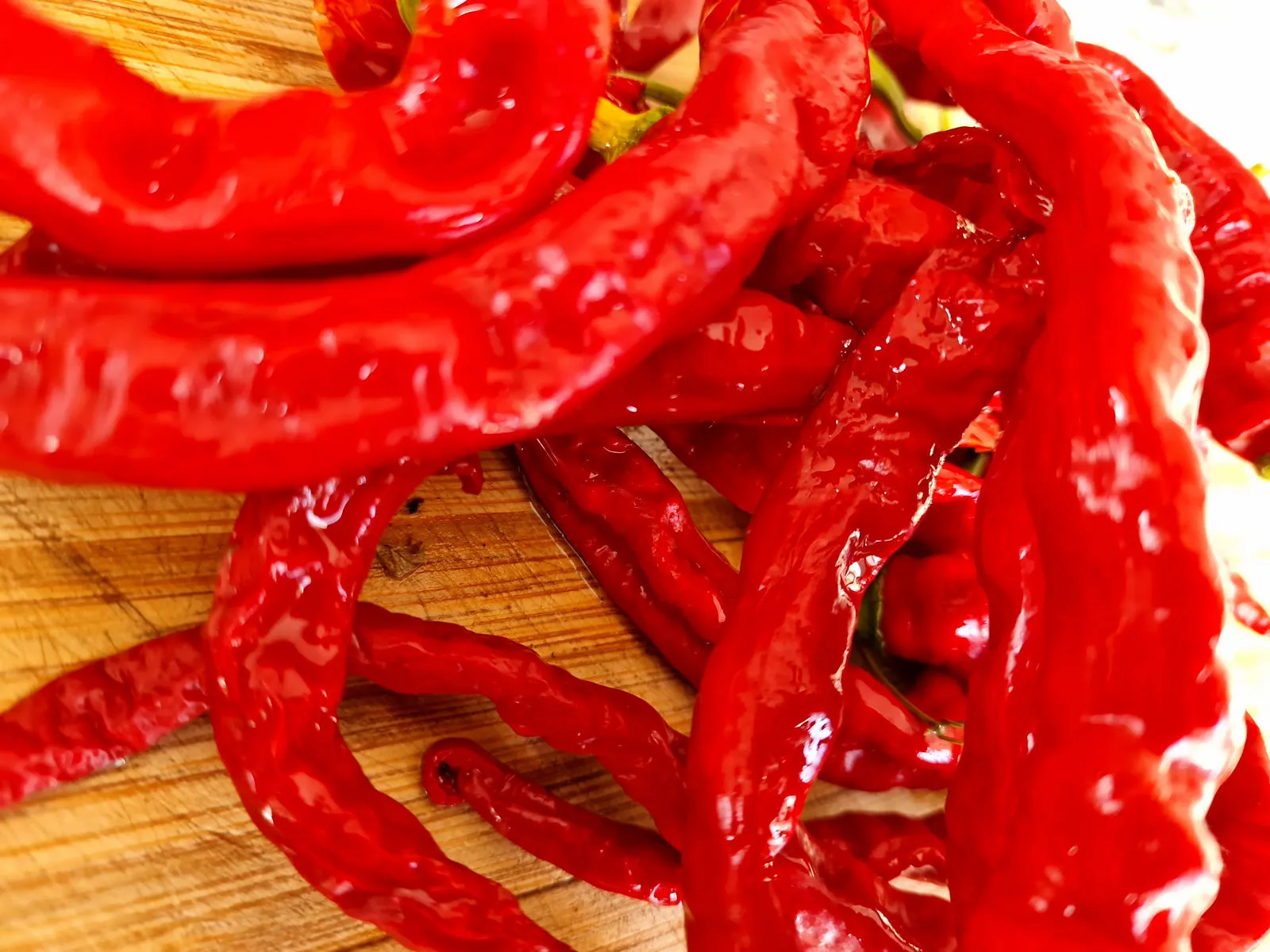 HJ5 Helix Nebula Space Chilli Seeds - Image 2