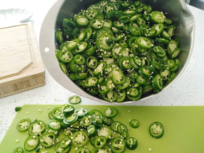 Jalapeno Chilli Seeds - Image 2